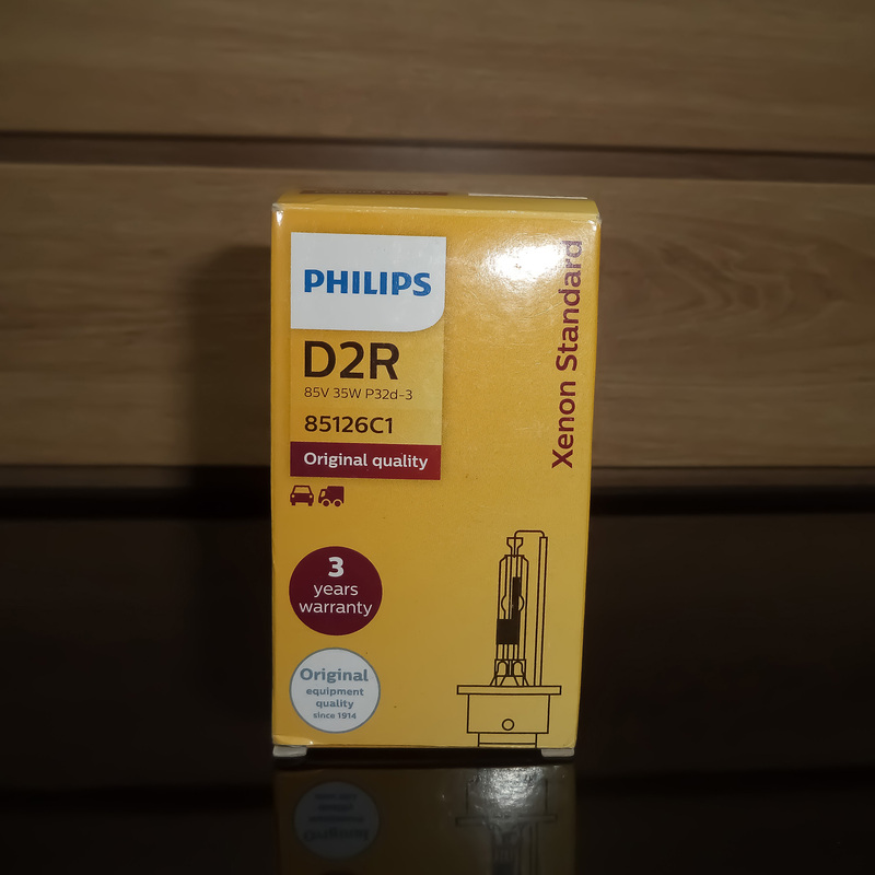 Bóng đèn Philips Xenon Standard D2R 4200K