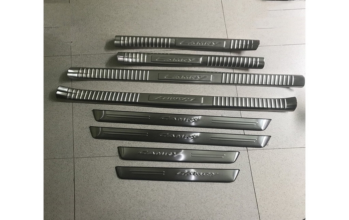 Ốp bậc lên xuống Toyota