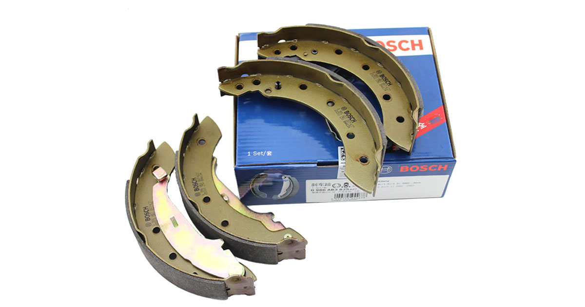 Guốc phanh sau Bosch Mitsubishi Triton 2.4