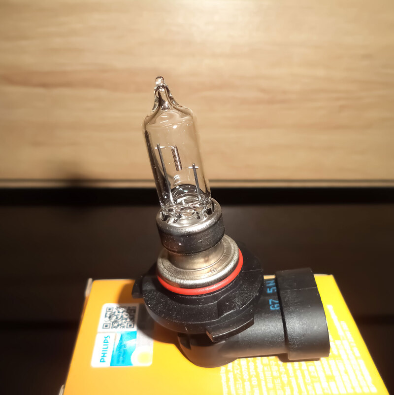 Bóng đèn Philips Premium Vision HB3