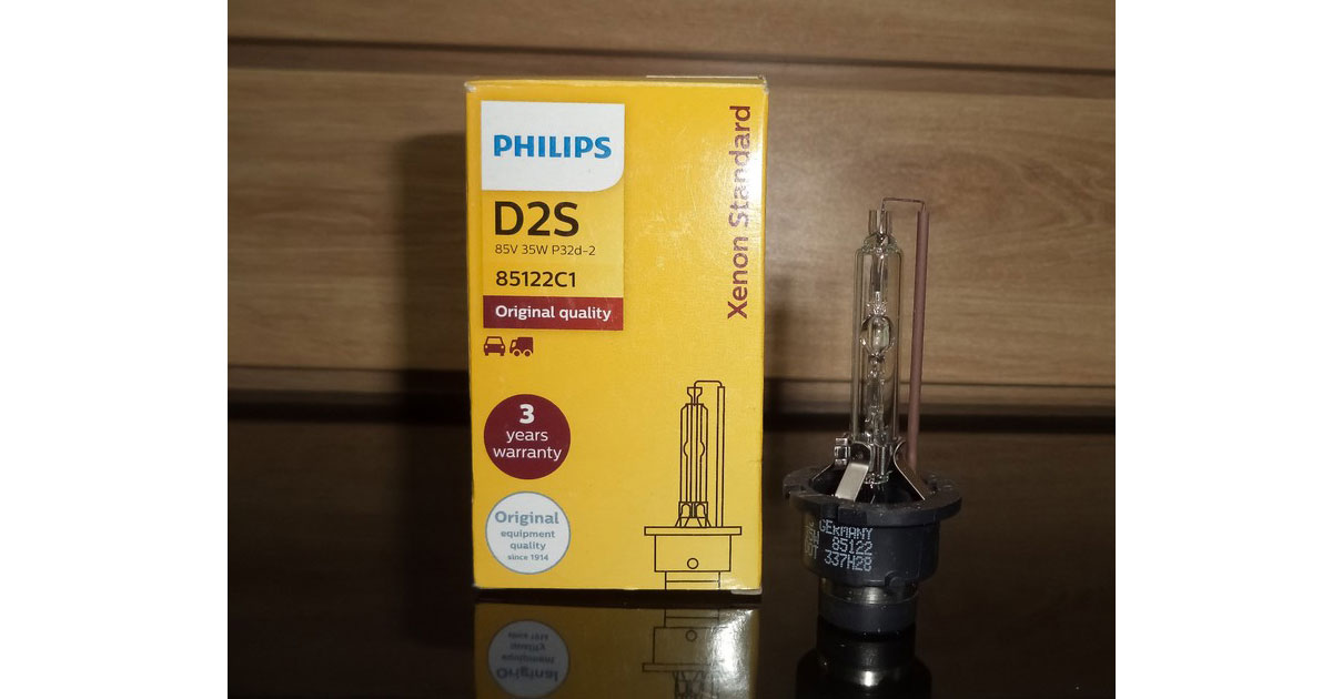 Bóng đèn Philips Xenon Standard D2S 4200K