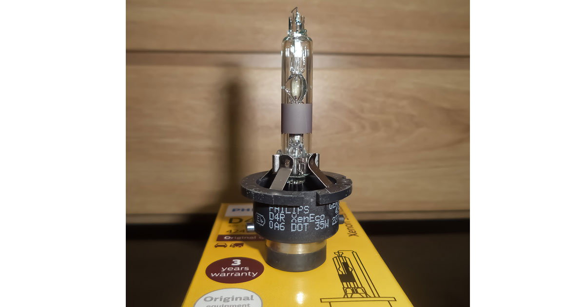 Bóng đèn Philips Xenon Standard D4R 4200K