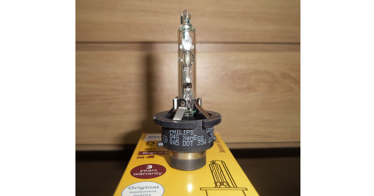 Bóng đèn Philips Xenon Standard D4S 4200K