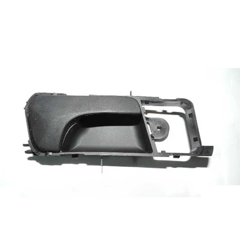 Tay mở cửa trong Lacetti RH