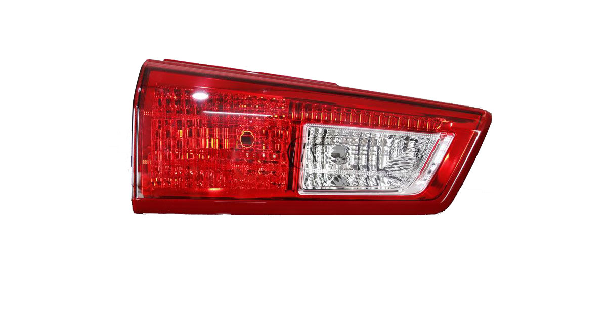 Đèn hậu trong Toyota Innova 2017 LH