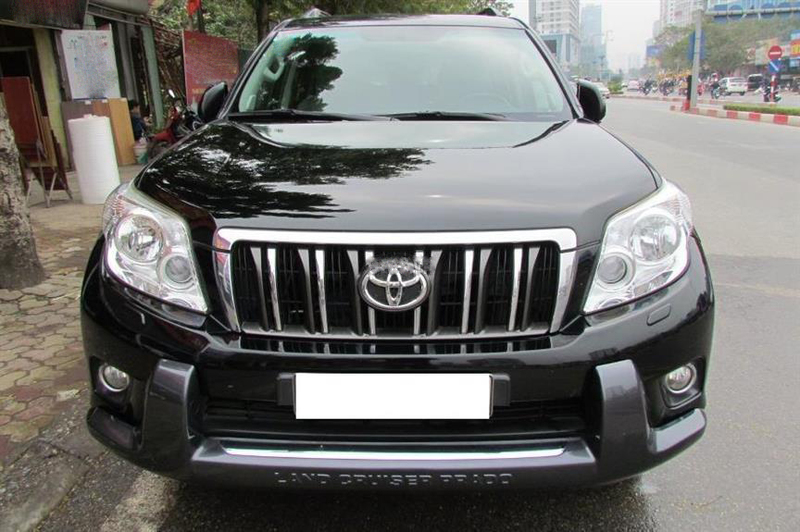 Ba đờ sốc trước Prado 2010