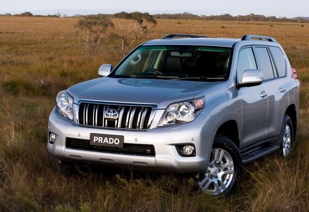 Ba đờ sốc trước Prado 2018