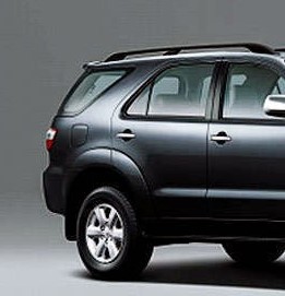 Cánh cửa sau Innova 2007-2011 (RH)