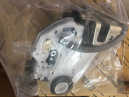Ổ khóa cánh cửa trước Innova (RH) 2016 - Ổ khóa cánh cửa trước Fortuner 2018