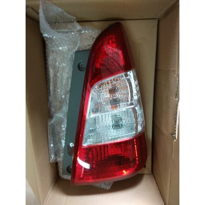 Đèn hậu Innova 2012 (rh)