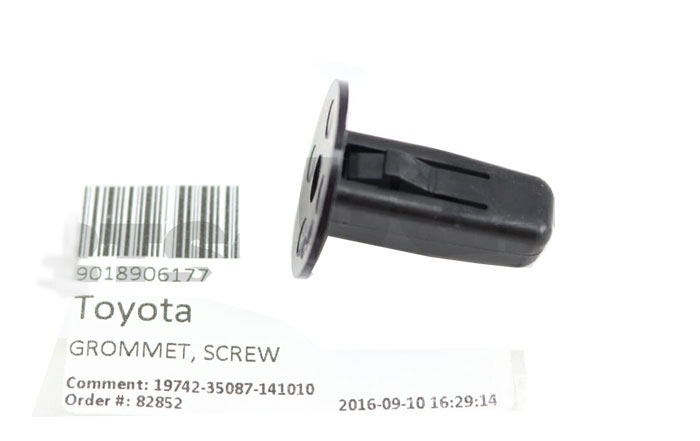 Clip Cài Ốp Babule Camry Xli 2009