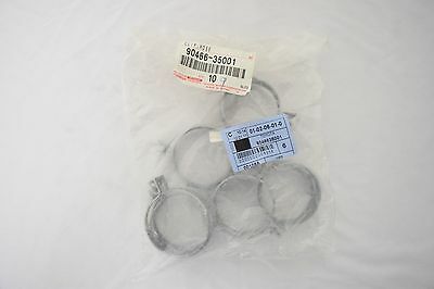 Kẹp ống tản nhiệt Toyota