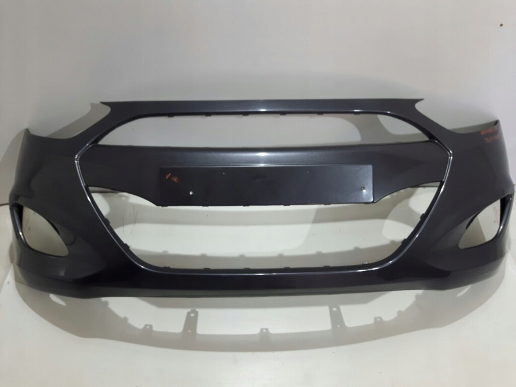 Ba đờ sốc trước Hyundai I10 2011
