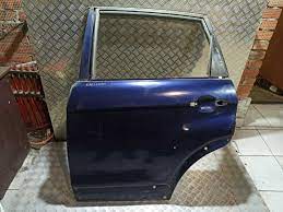 Cánh cửa sau trái Chevrolet Captiva