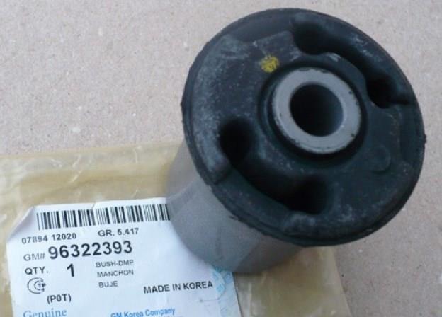Cao su giằng cầu sau Daewoo Lanos
