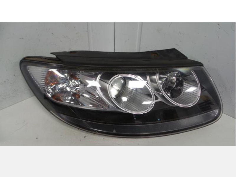 Đèn pha bên trái Hyundai Santafe 2006 (vàng)
