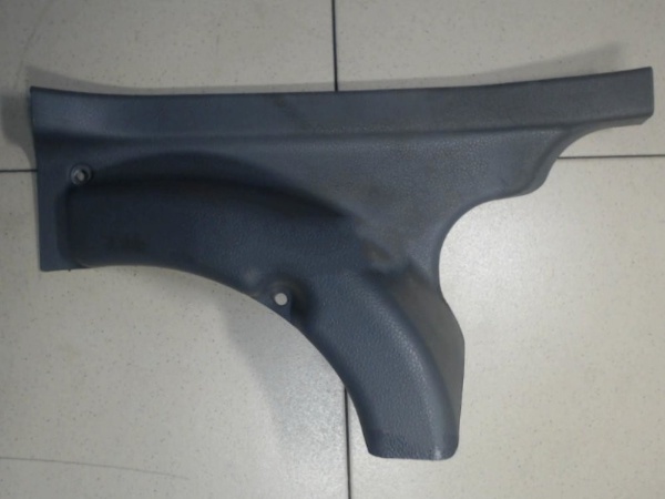 Ốp bậc lên xuống cửa sau phải Daewoo Matiz III