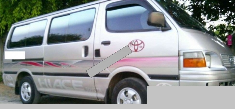 Tem hông sau trái Toyota Hiace 16C 2005-2007