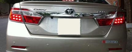 Nắp cốp sau Toyota Camry 2013