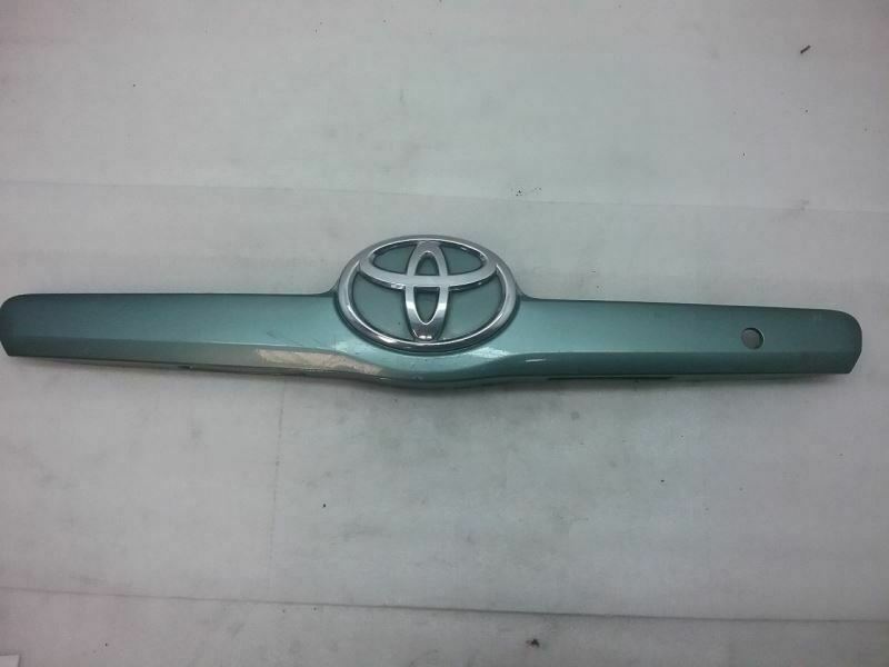 Nẹp nắp cốp sau Toyota Camry 2007-2010 USA