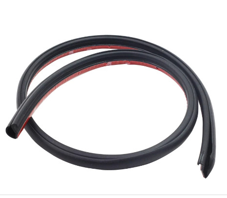 Nẹp chân kính cánh cửa trước ngoài Nissan Bluebird U13