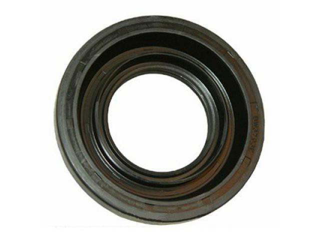 Phớt láp trước trái Nissan Bluebird U13