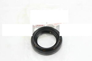 Phớt láp trước Toyota Camry 35-55