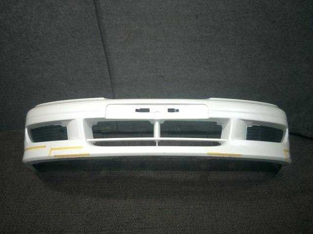 Ba đờ sốc trước Nissan Primera 2000