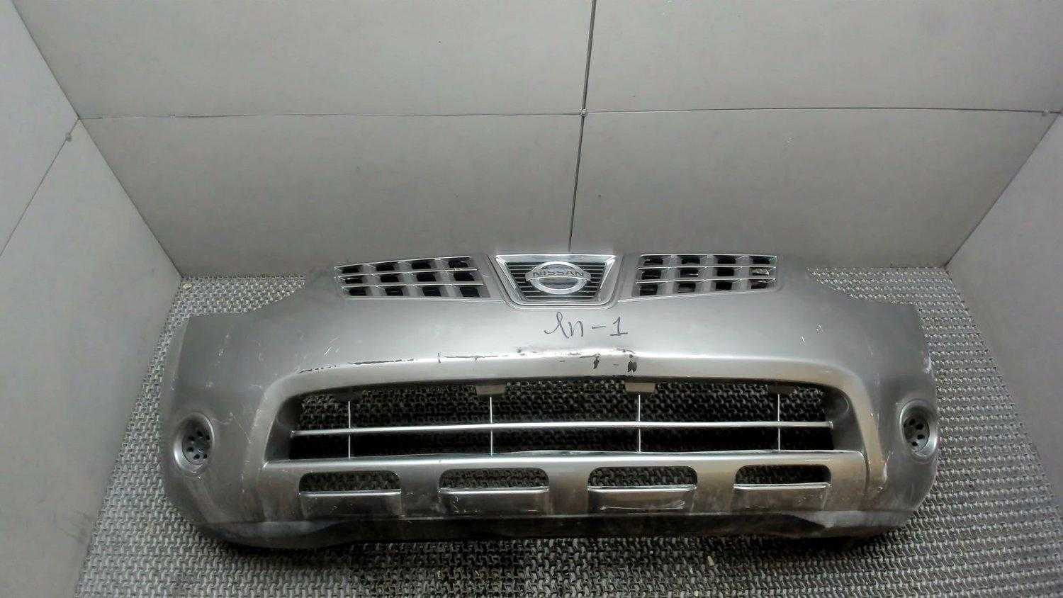 Ba đờ sốc trước Nissan Rouge
