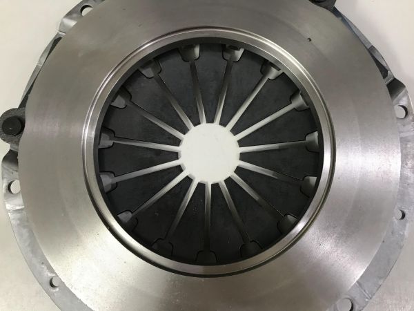 Bàn ép Isuzu Hilander