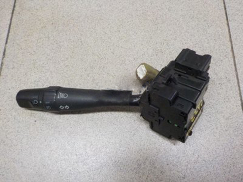 Công tắc facos Nissan Cefiro A33 3.0