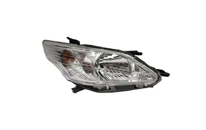 Đèn pha bên phải Toyota Innova V 2017