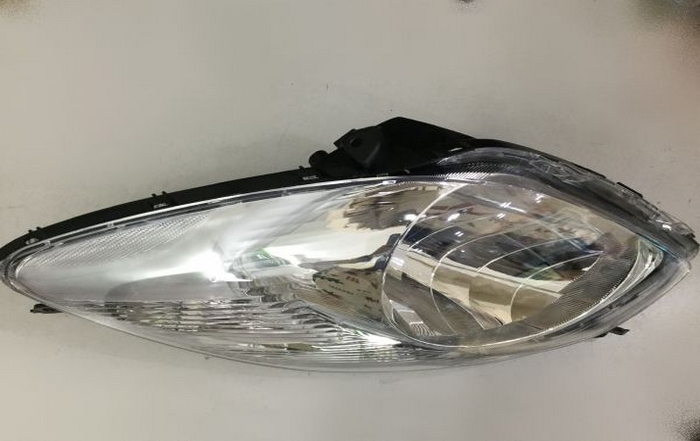 Đèn pha bên trái Toyota Yaris NK 2012