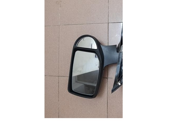 Gương chiếu hậu bên trái Ford Transit 2014