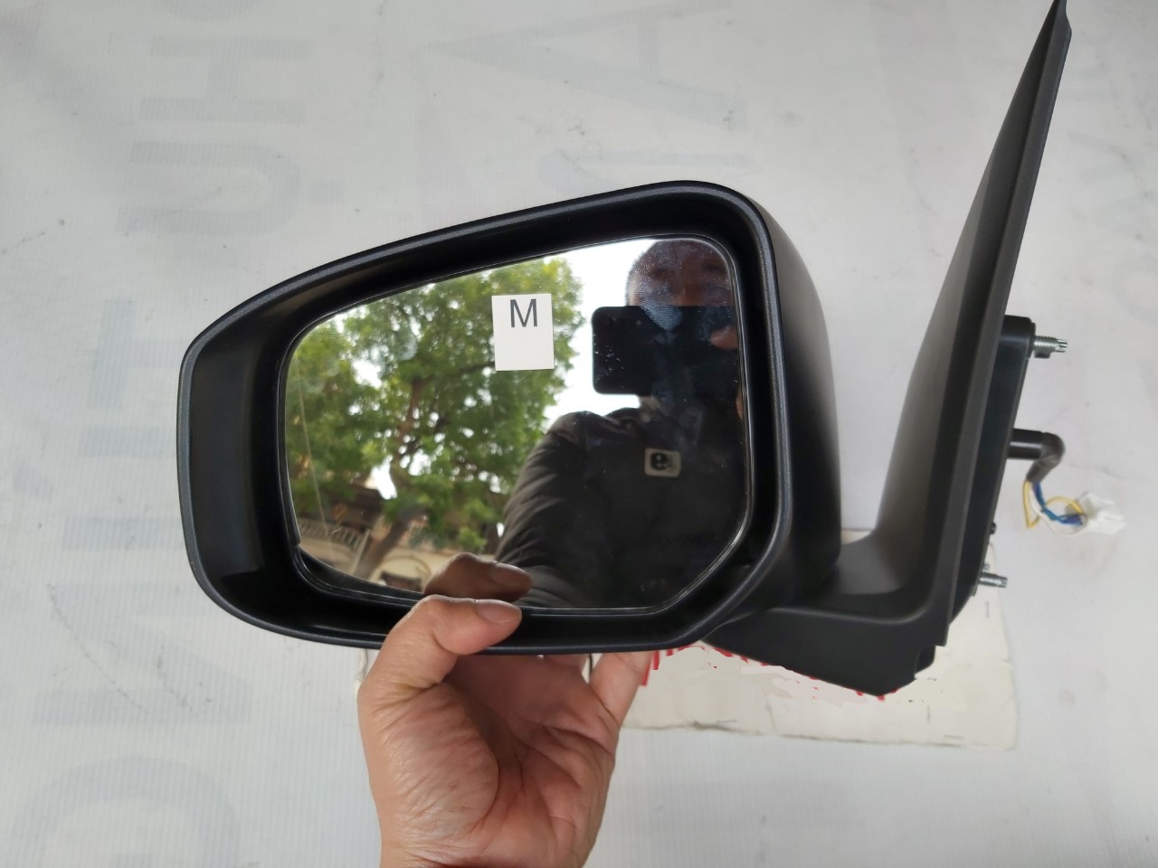 Gương chiếu hậu bên trái cơ Mitsubishi Jolie 2004