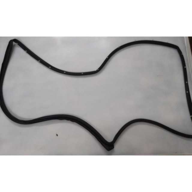 Gioăng dẫn kính cánh cửa sau phải Toyota Camry 2004 2.4-Toyota Camry 2004 3.0
