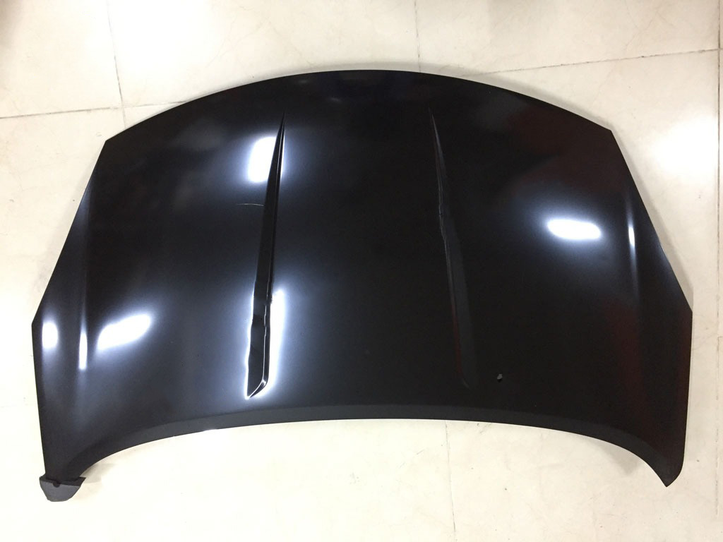 Nắp ca bô trước Nissan Livina