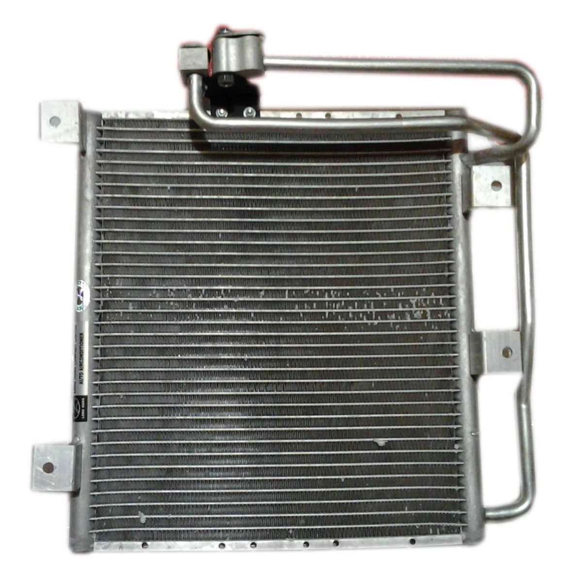 Quạt giàn nóng dưới gầm xe Mercedes-benz MB140