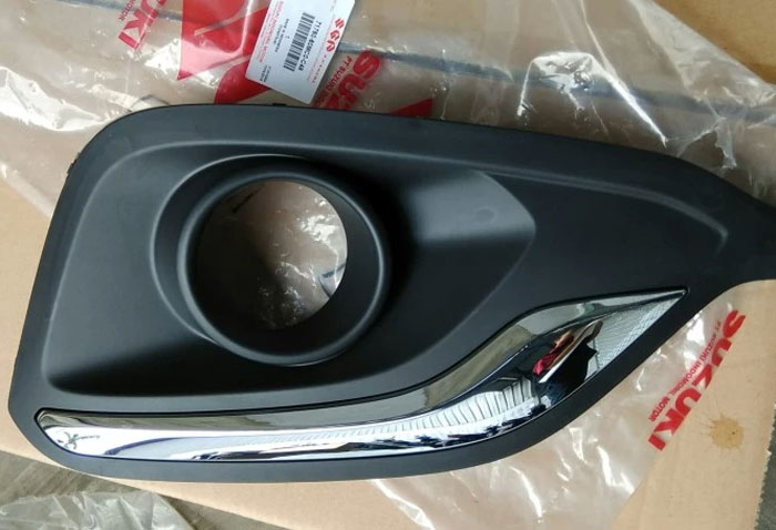 Ốp Đèn sương mù trái Ertiga Sim
